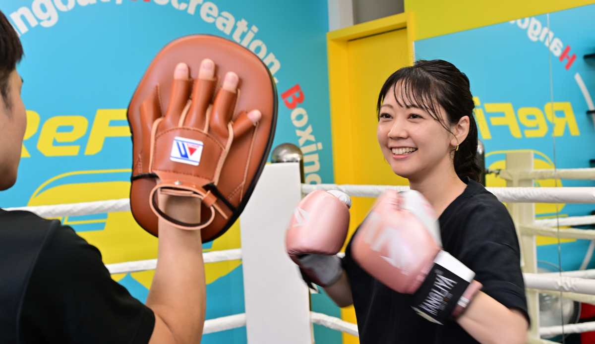 ミット打ちの様子02